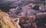 varias